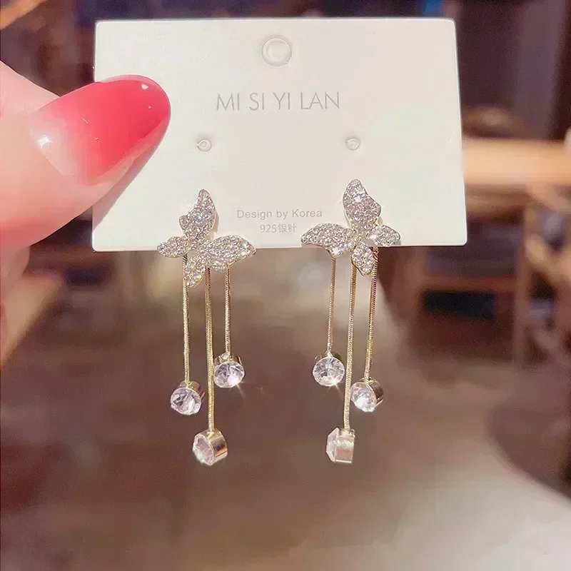 Drop Earrings for Women Zinc Alloy Red Flower Classic