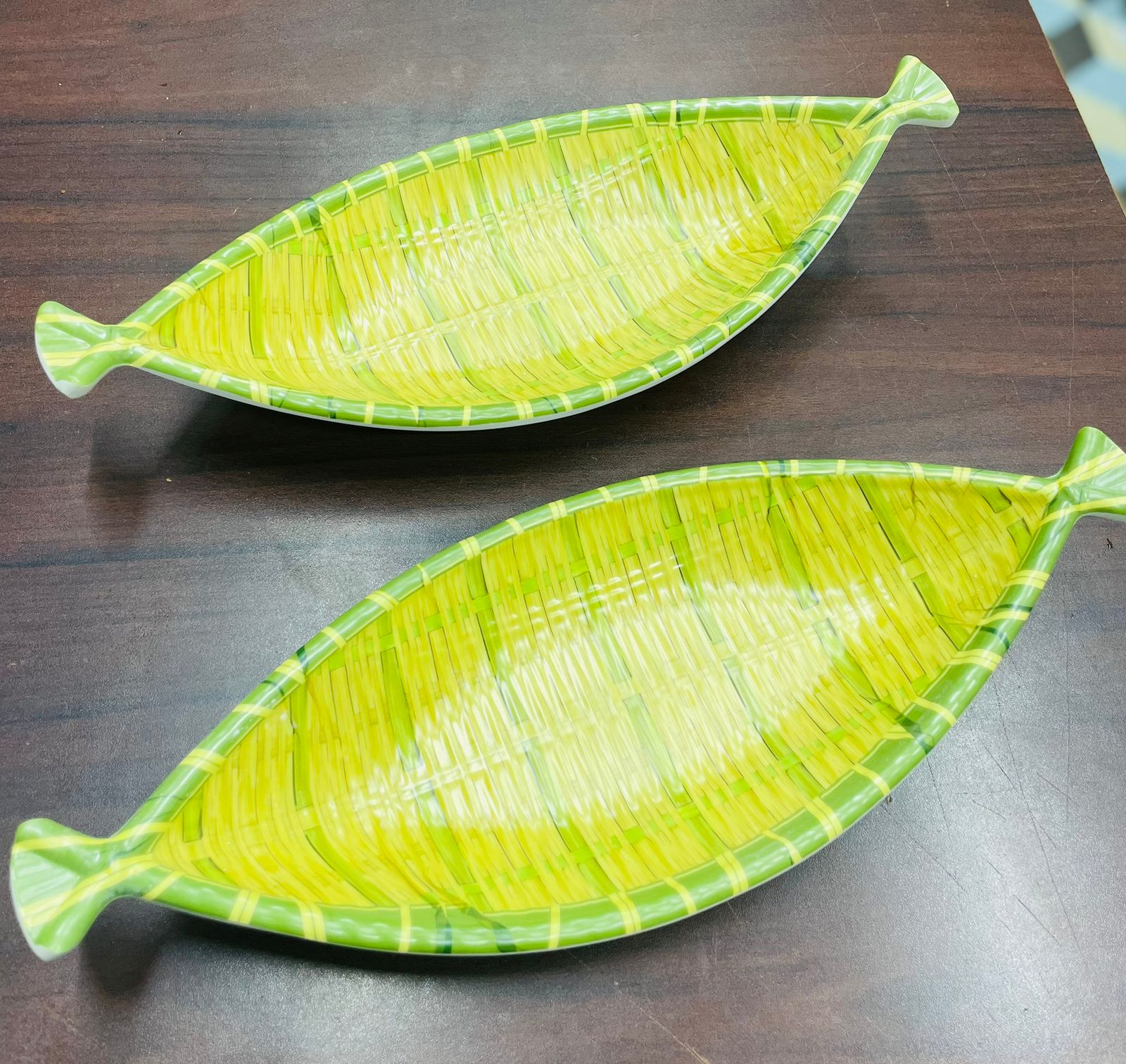 Green Woven Design Fish-Shaped Serving Dish Set
